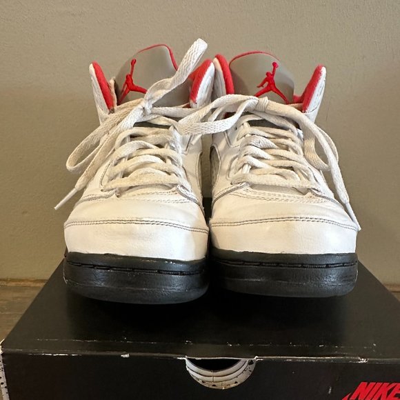 Jordan 5 Retro Fire Red Silver Tongue (2020) (PS) 2.5Y - Picture 1 of 8